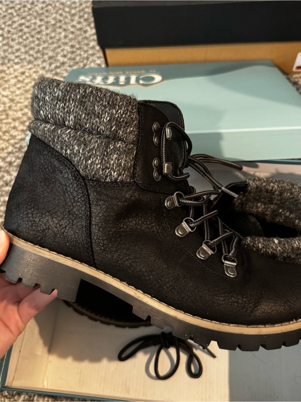 Womens Cliffs Black Lace-Up Knit-Cuff Ankle Boots